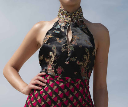 Top with motifs