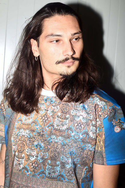 T-shirt with opulent print