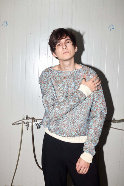 Sweatshirt in paisley brocade