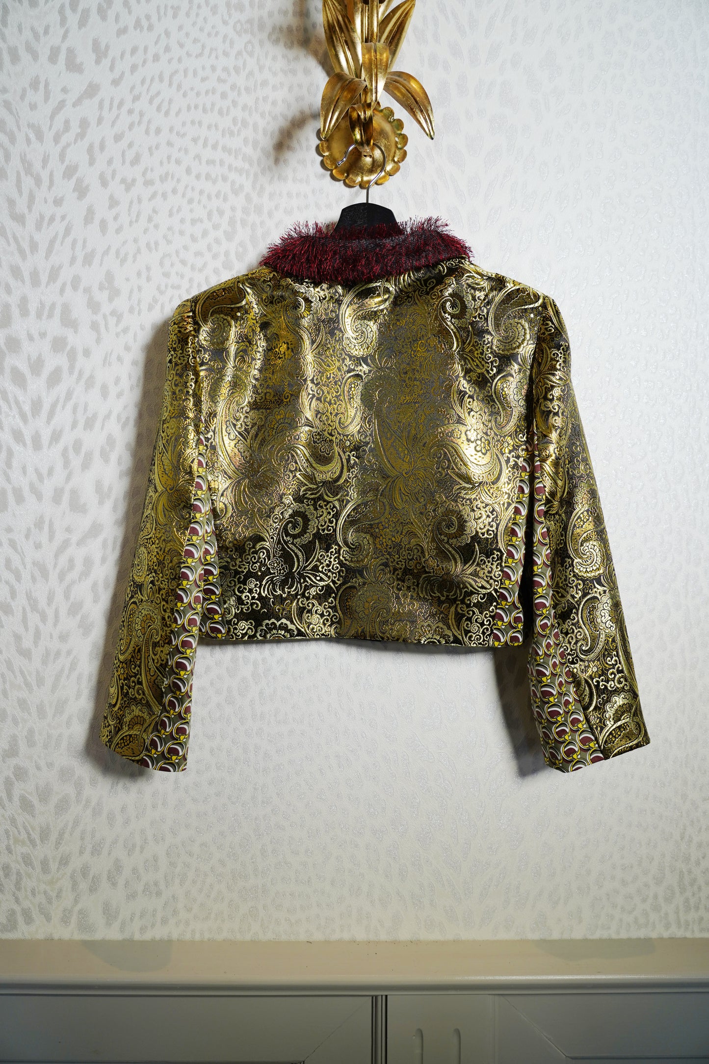 Kurze Jacquard Jacke