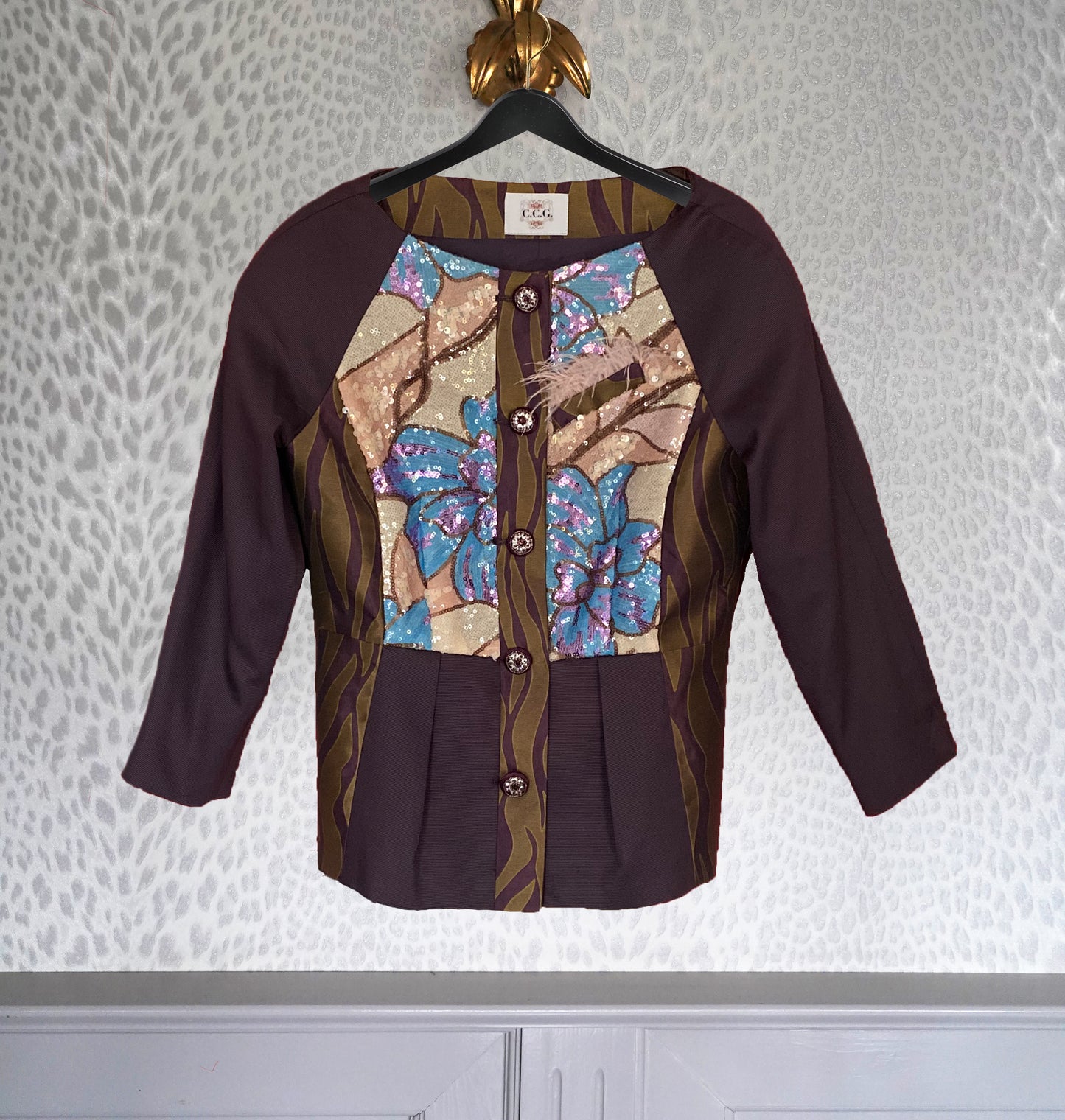 Jacket with button placket