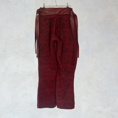 Hose mit Animalprint und Bindebändern