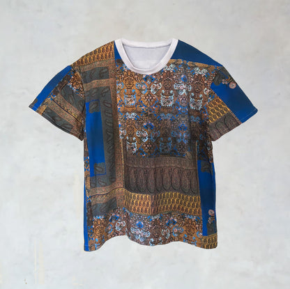 T-shirt with opulent print