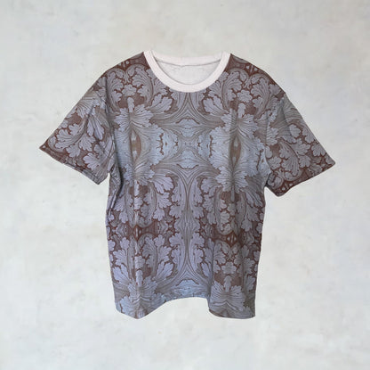 T-shirt with monochrome ornamental print 
