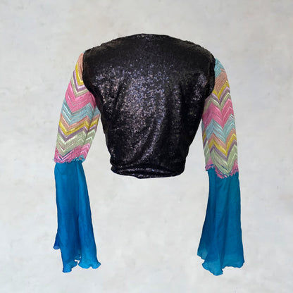 Knotenbluse mit Flötenärmeln
